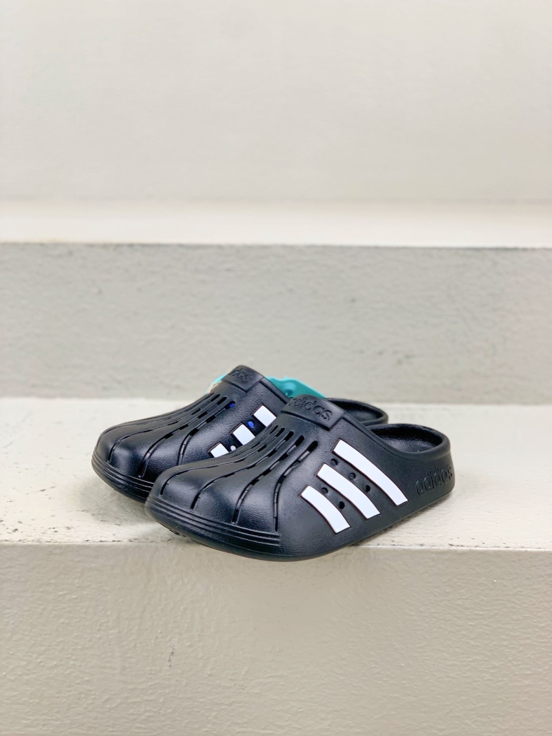 Adidas slippers